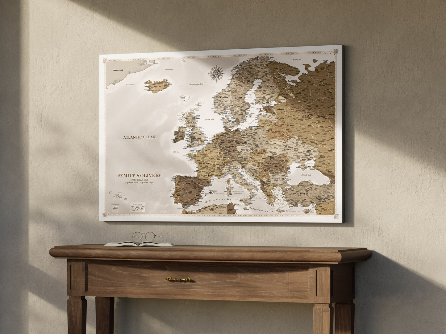 Personalisierte Karte von Europa auf Leinwand mit Stecknadeln - Vintage Reisen